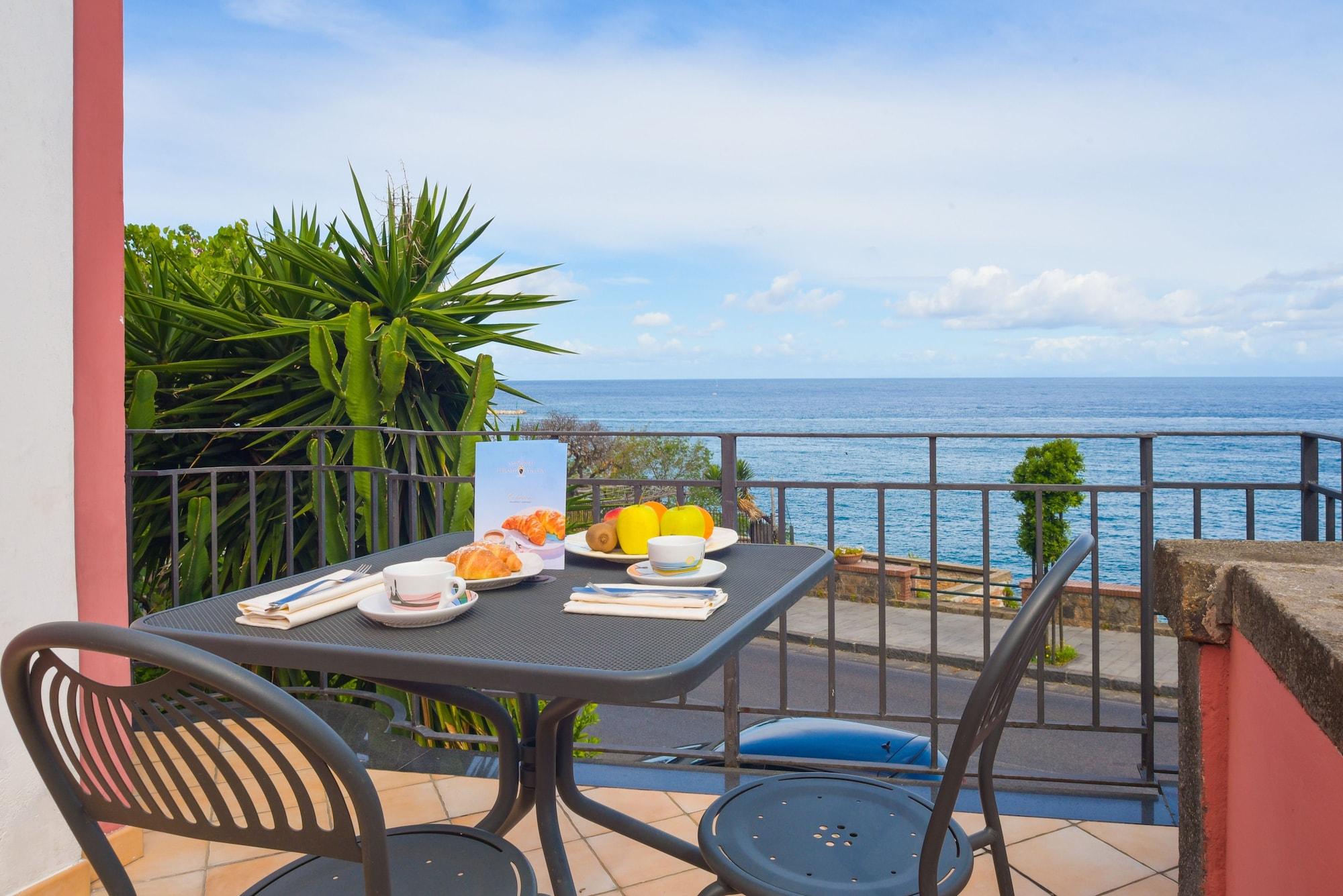 Albergo Italia - Beach Hotel Casamicciola Terme Exterior foto