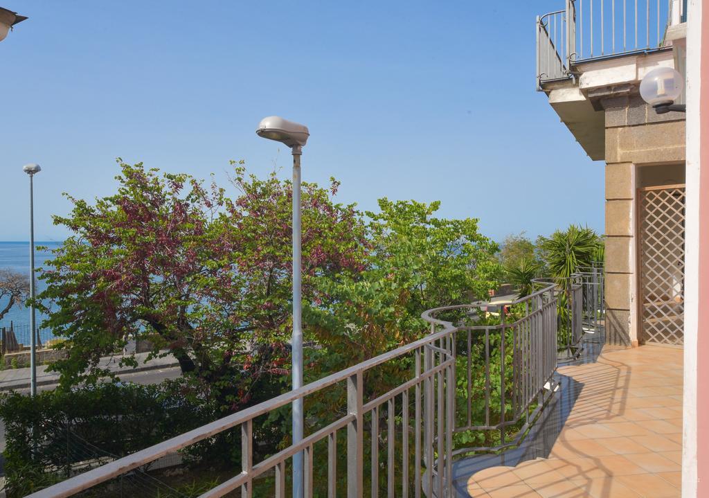 Albergo Italia - Beach Hotel Casamicciola Terme Exterior foto